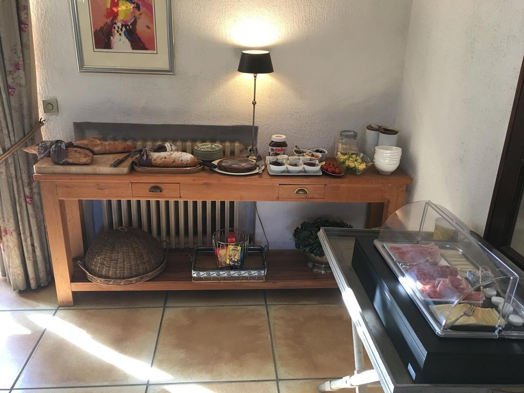 Villa Mas St Jean B&B Noves Esterno foto