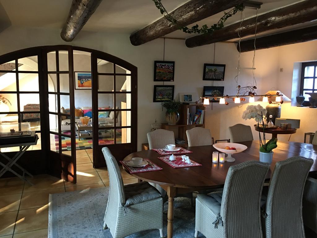 Villa Mas St Jean B&B Noves Esterno foto
