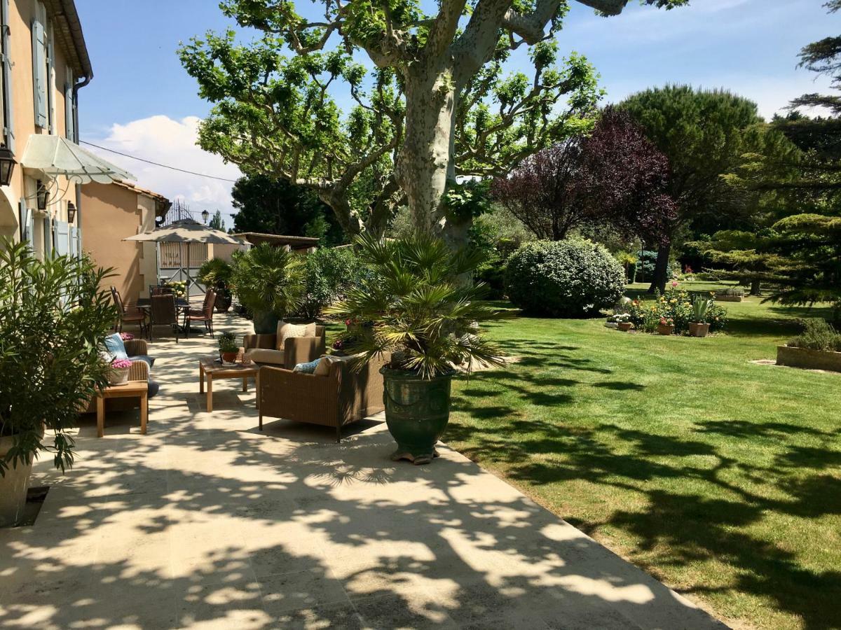 Villa Mas St Jean B&B Noves Esterno foto