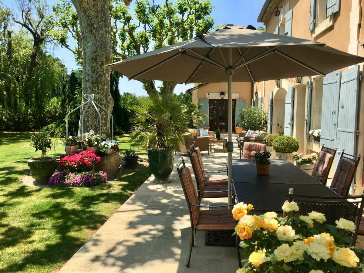 Villa Mas St Jean B&B Noves Esterno foto