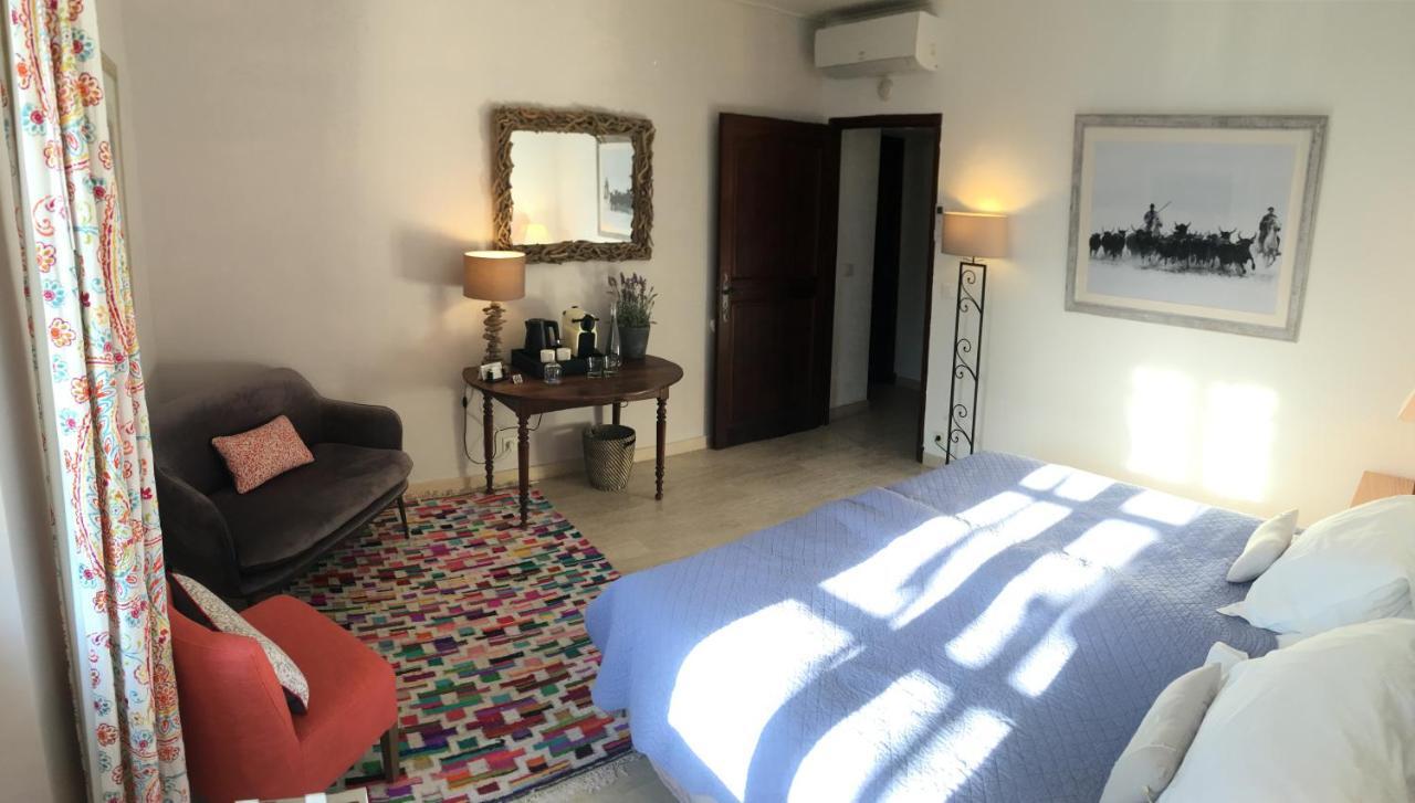 Villa Mas St Jean B&B Noves Esterno foto