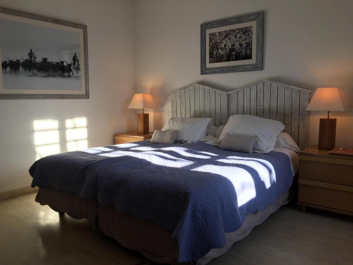Villa Mas St Jean B&B Noves Esterno foto